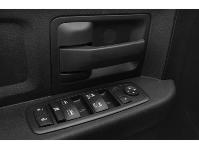 2018 RAM 3500 Chassis Tradesman/SLT/Laramie