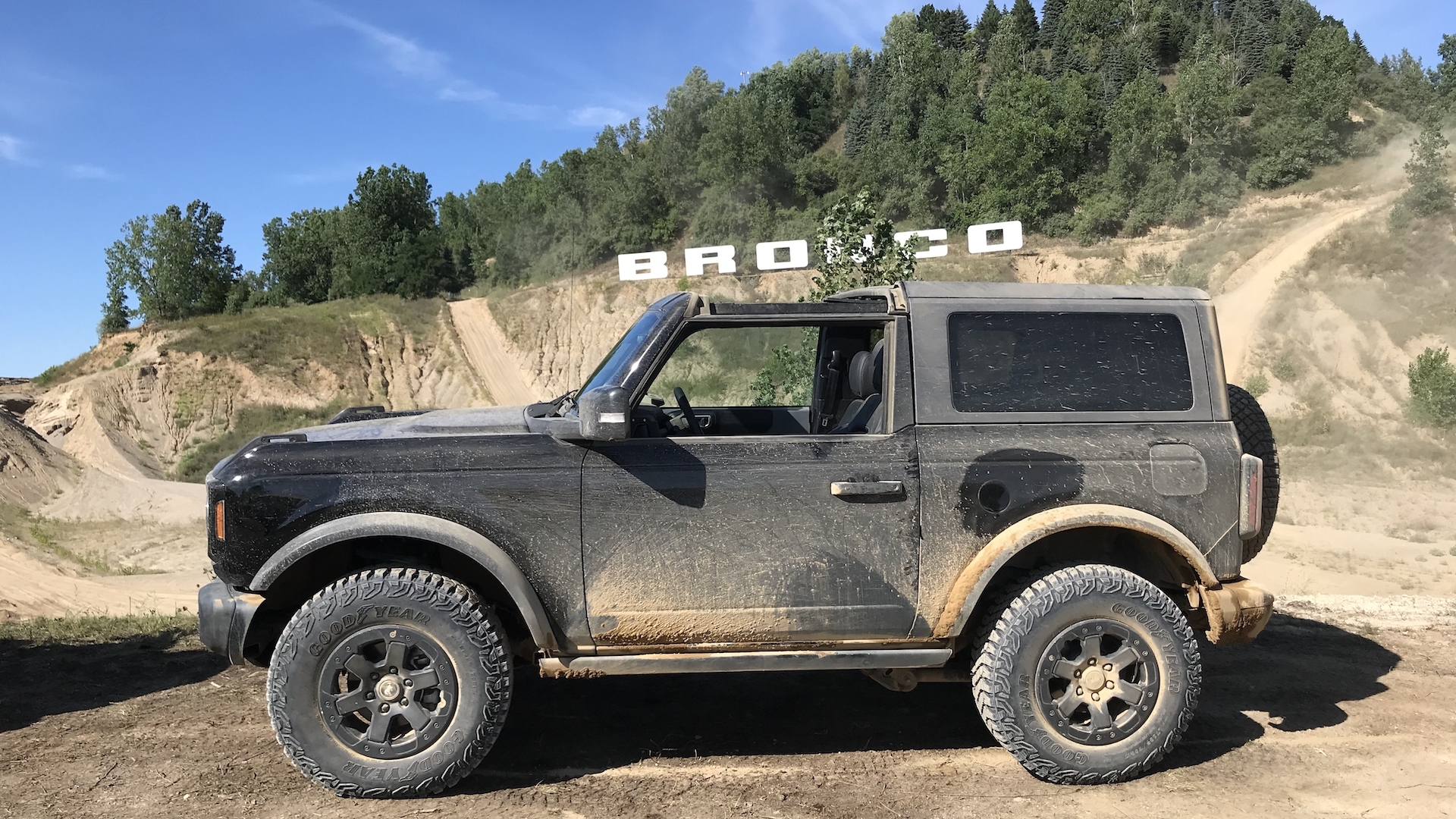 Ford Bronco vs Jeep Wrangler – Midwest Jeepfest head to head – Vance  Country Ford Blog