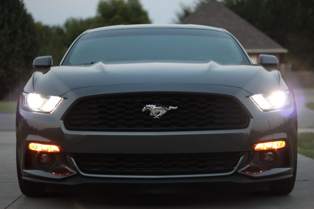 Closeup-of-the-front-of-a-new-mustang-in-Edmond-oklahoma