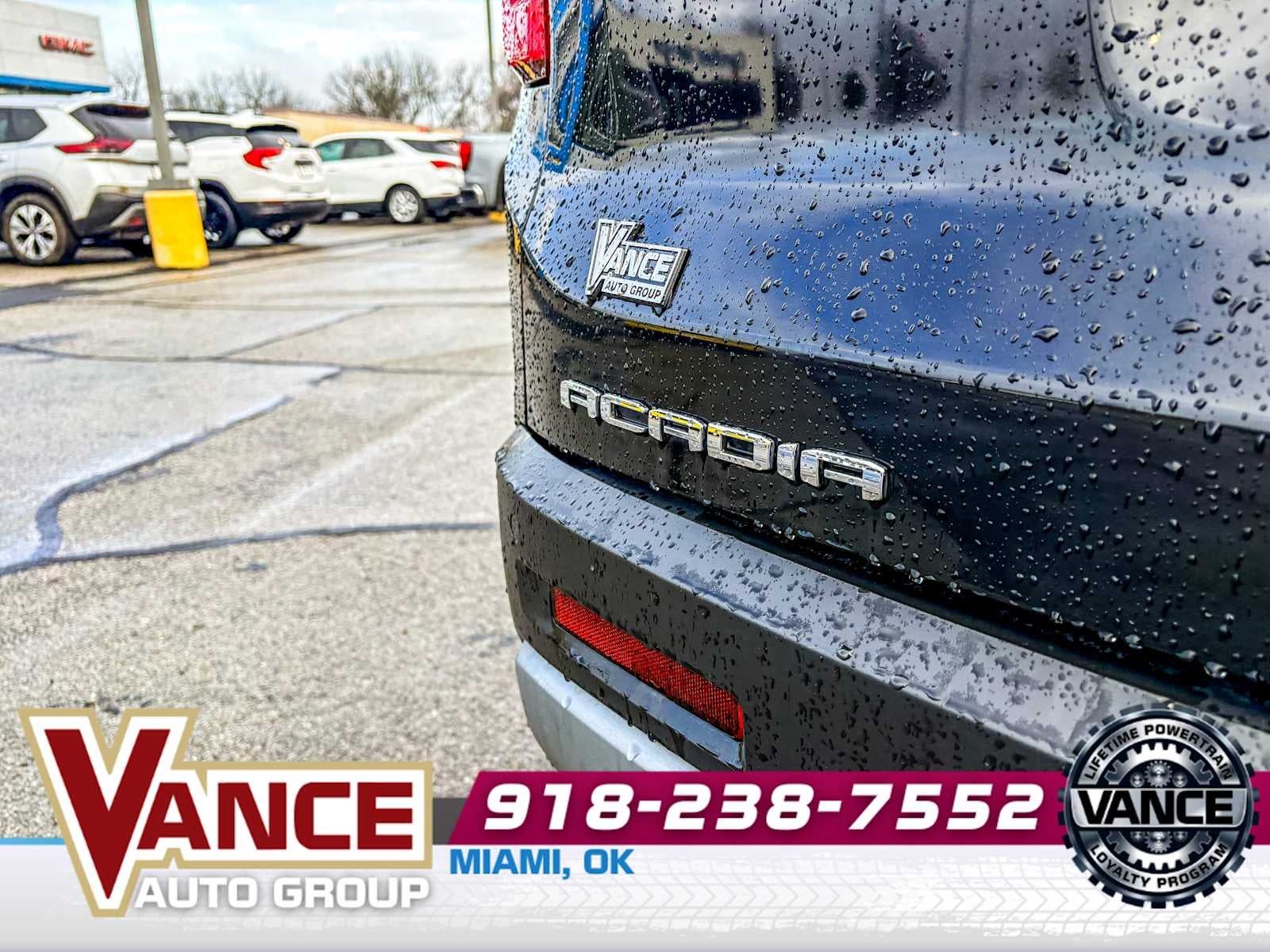 2023 GMC Acadia AWD SLT