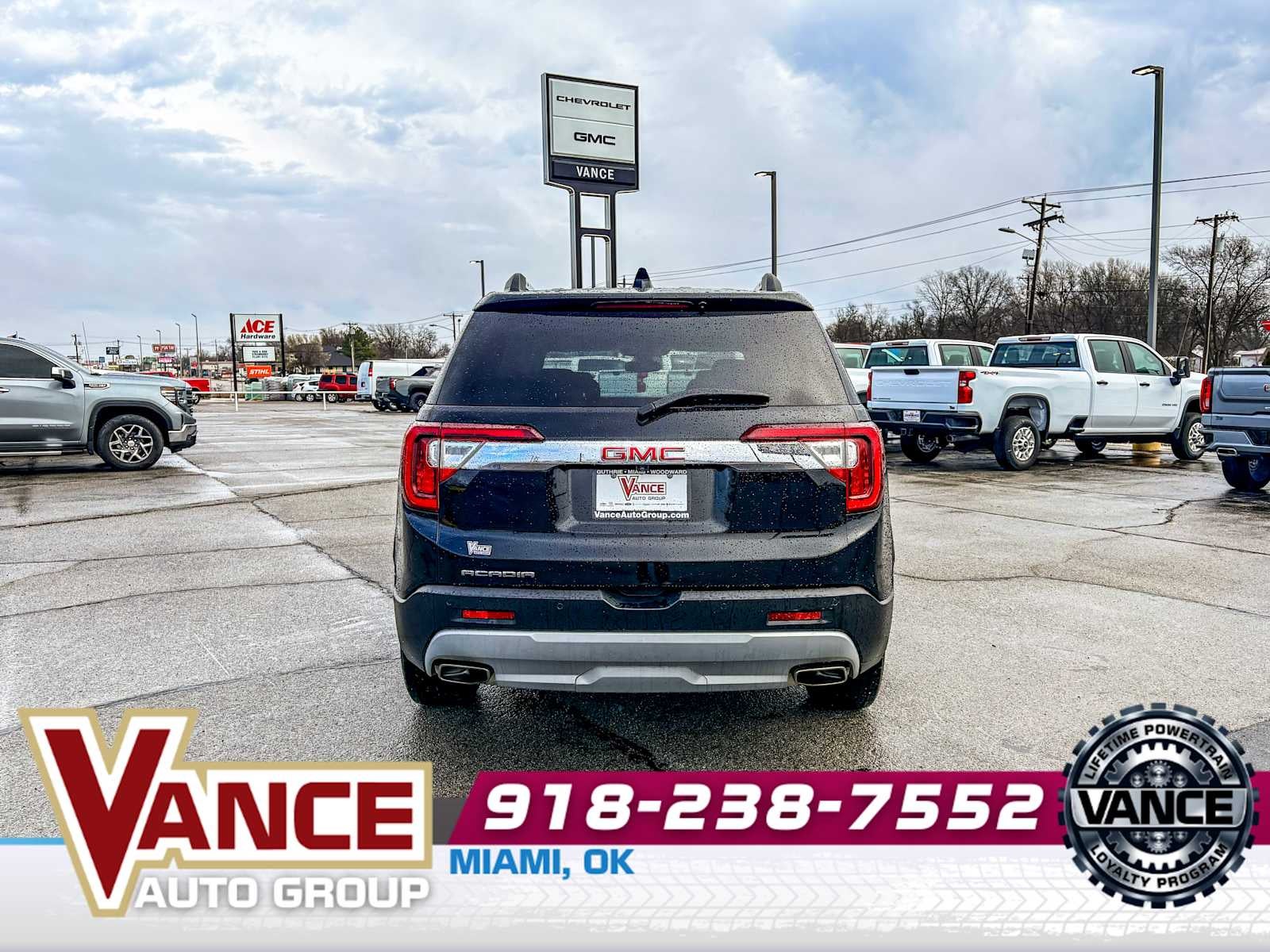 2023 GMC Acadia AWD SLT