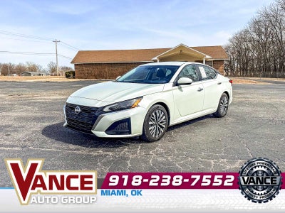 2023 Nissan Altima SV FWD