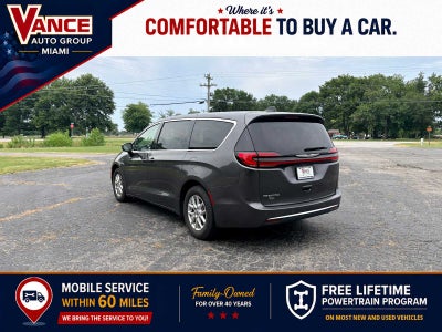 2023 Chrysler Pacifica Touring L