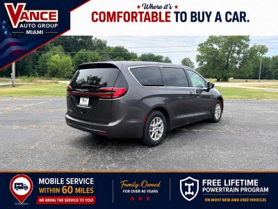 2023 Chrysler Pacifica Touring L