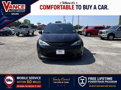 2020 Chrysler Pacifica Touring L Plus