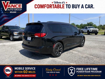 2020 Chrysler Pacifica Touring L Plus