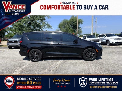 2020 Chrysler Pacifica Touring L Plus