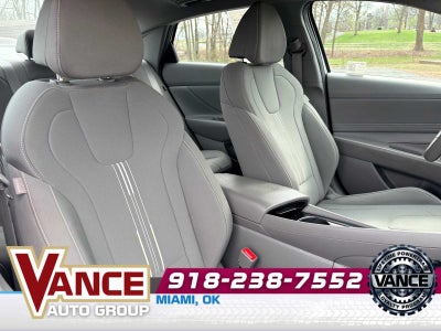 2025 Hyundai Elantra SEL Convenience