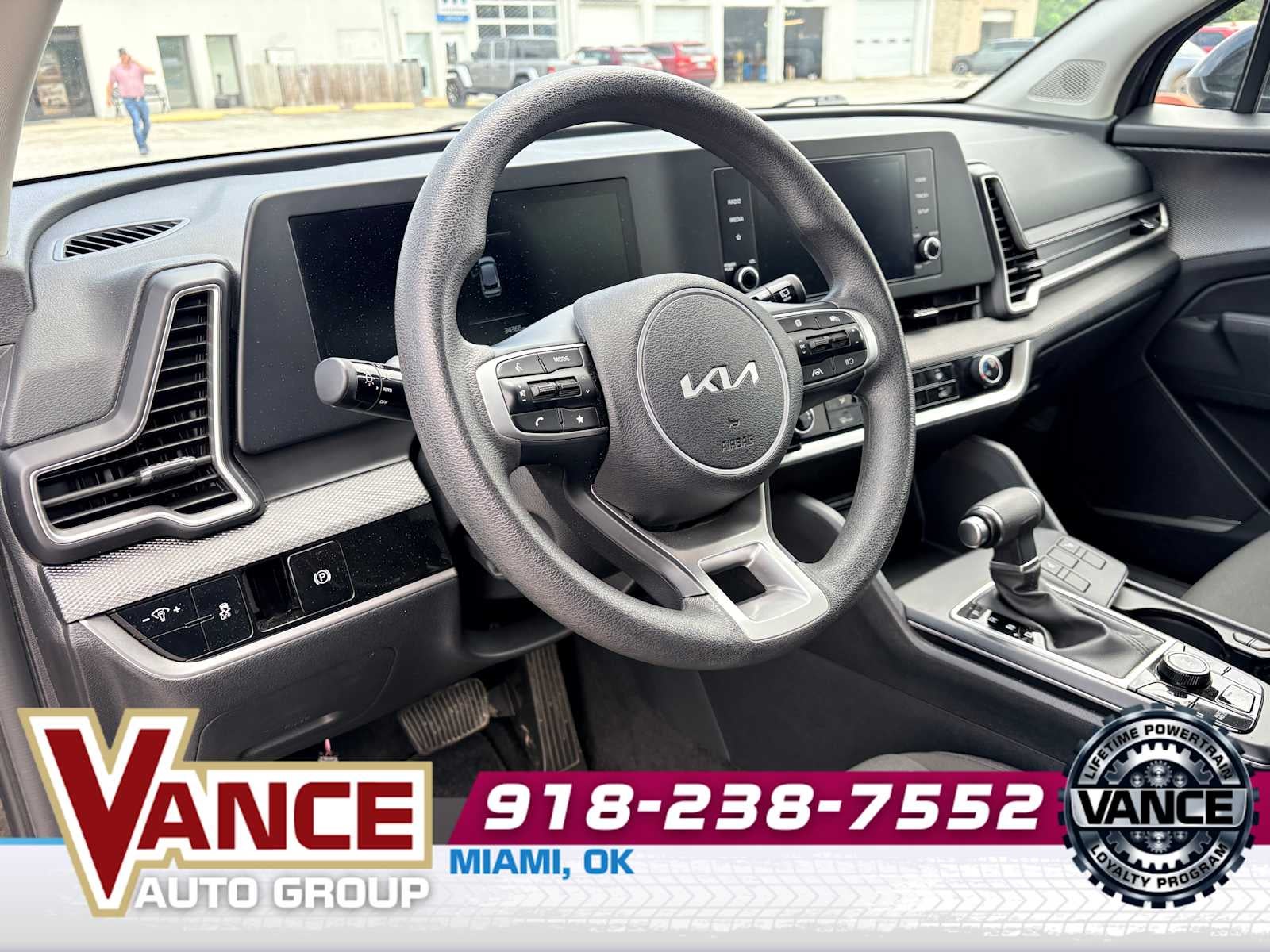 2025 Kia Sportage LX