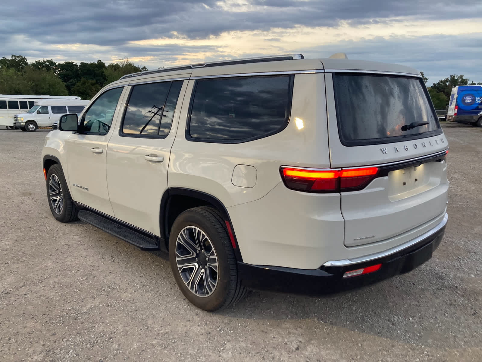 2022 Jeep Wagoneer Series III