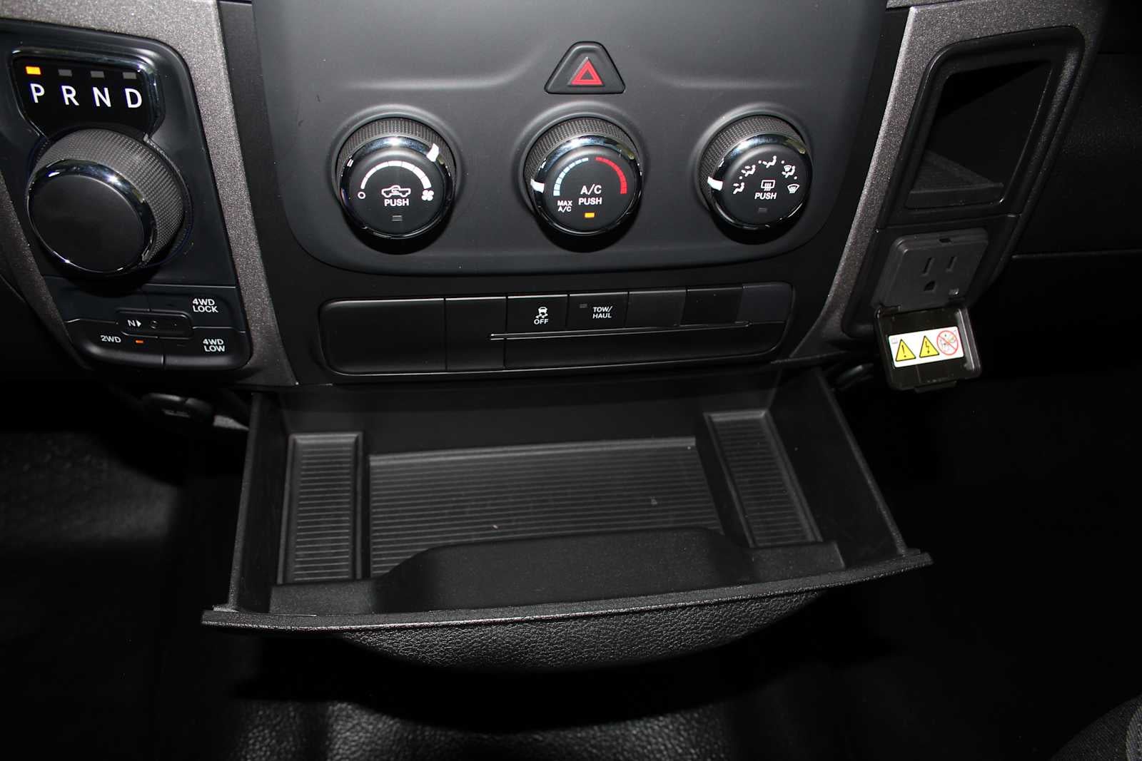 2024 RAM 1500 Classic SSV