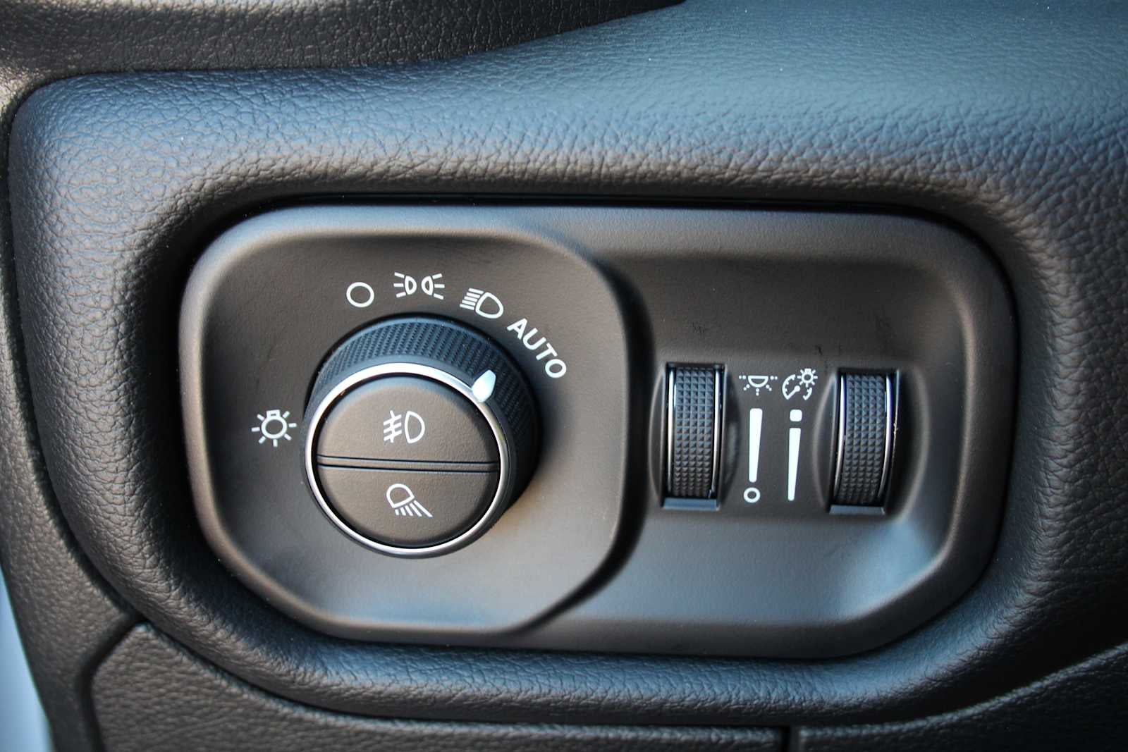 2025 RAM Ram 1500 Laramie