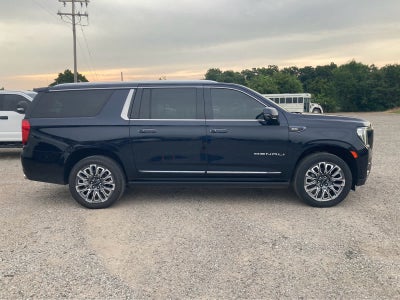 2023 GMC Yukon Denali Ultimate Denali Ultimate