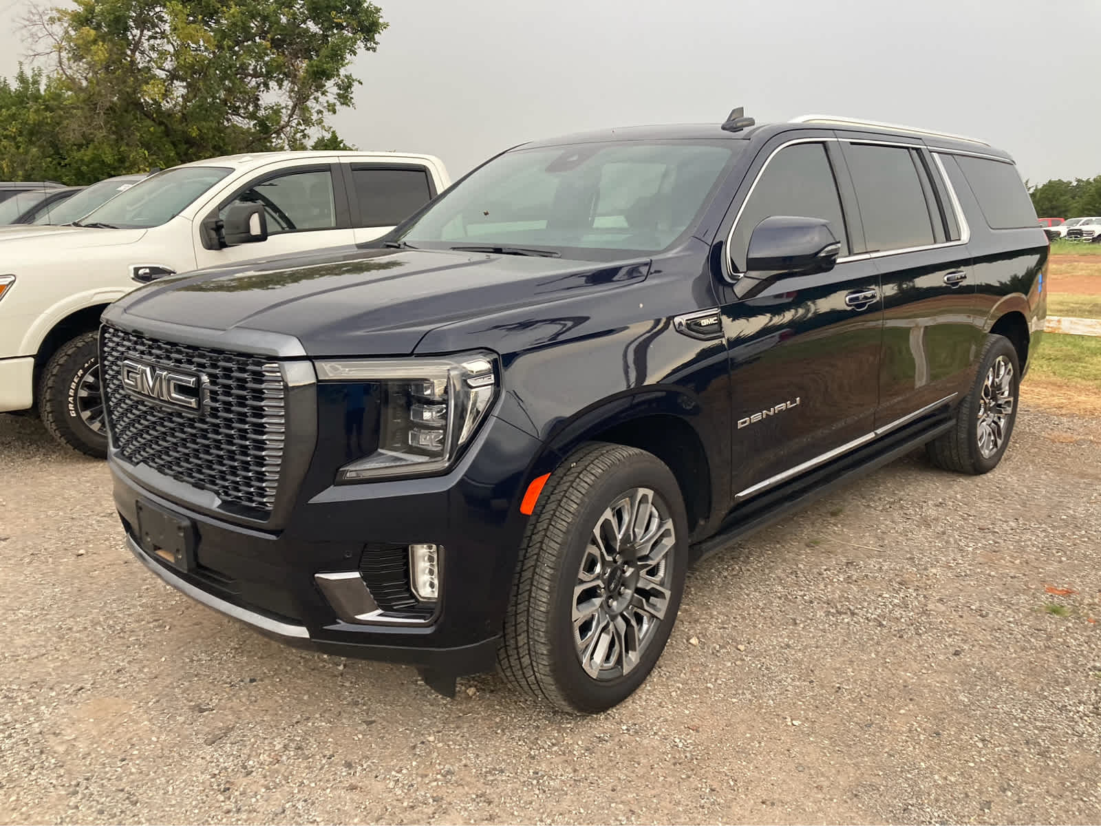 2023 GMC Yukon Denali Ultimate Denali Ultimate