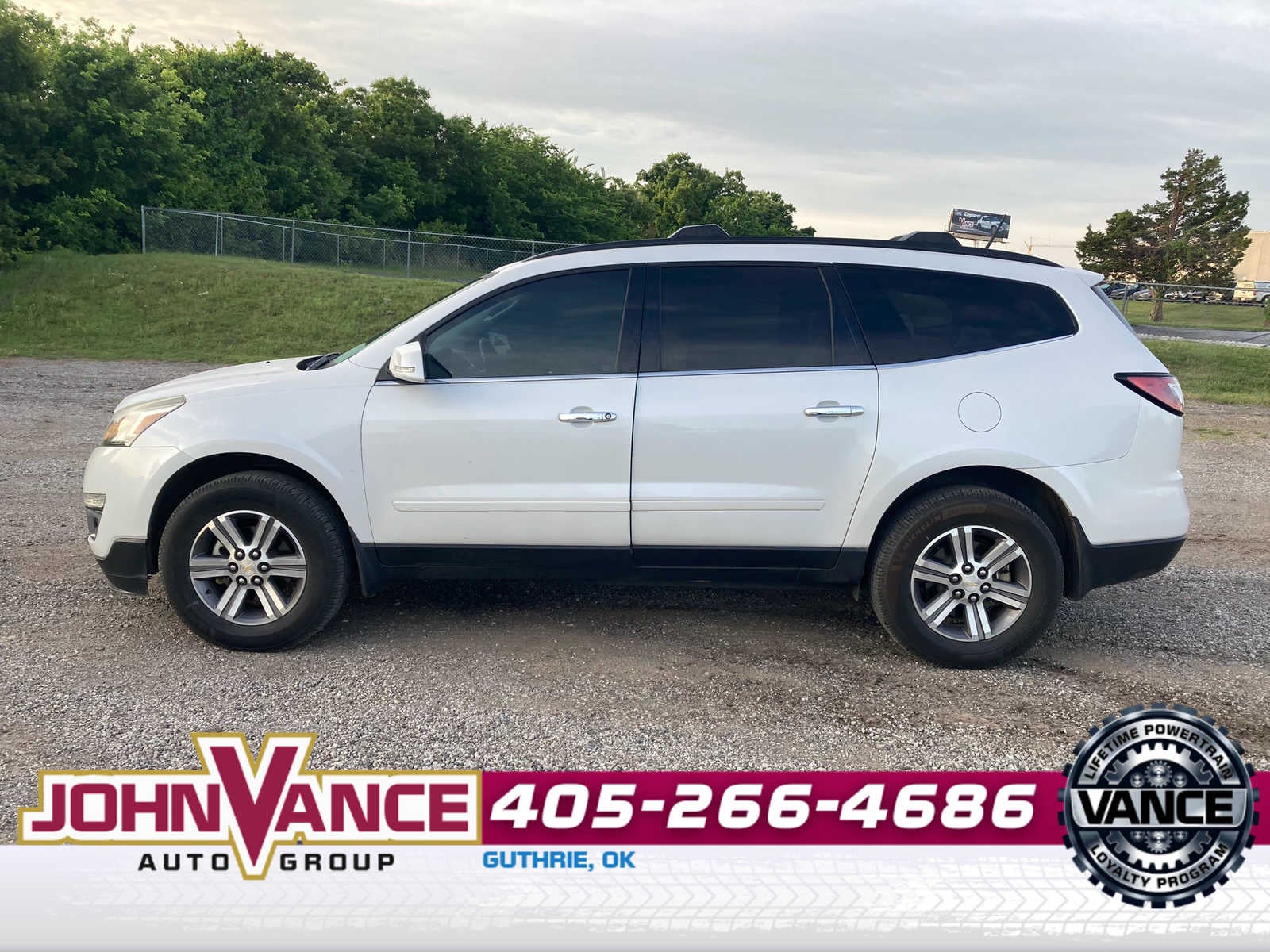 2017 Chevrolet Traverse LT