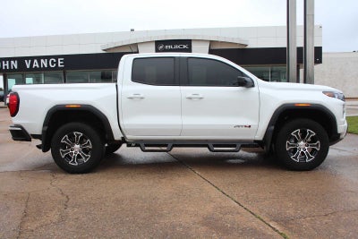 2025 GMC Canyon 4WD AT4