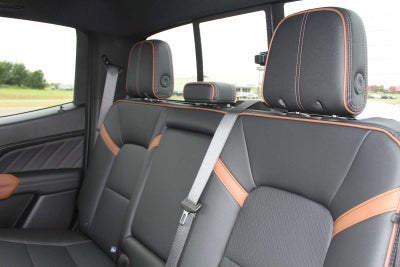2025 GMC Canyon 4WD AT4