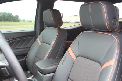 2025 GMC Canyon 4WD AT4