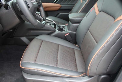 2025 GMC Canyon 4WD AT4