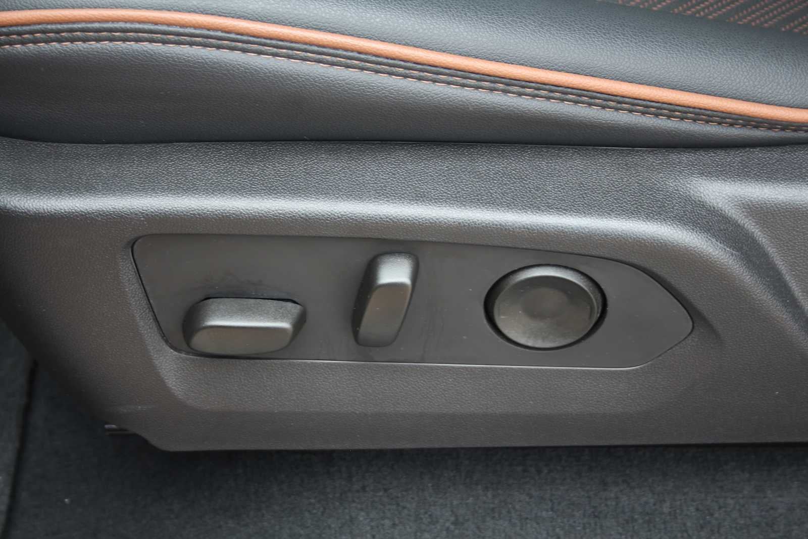 2025 GMC Canyon 4WD AT4