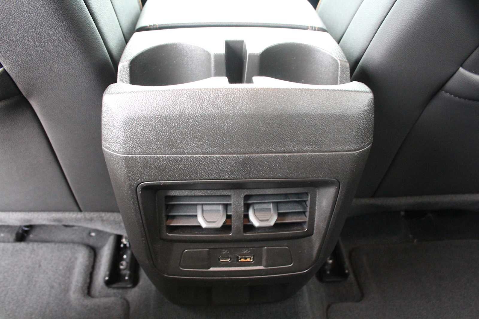 2025 GMC Canyon 4WD AT4