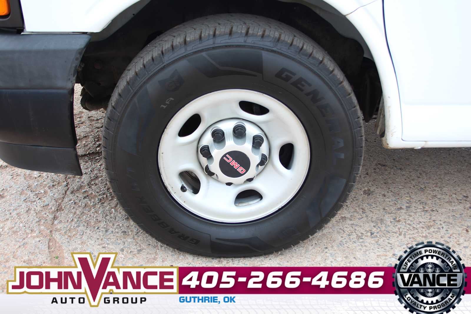 2017 GMC Savana 2500 RWD 2500 135"