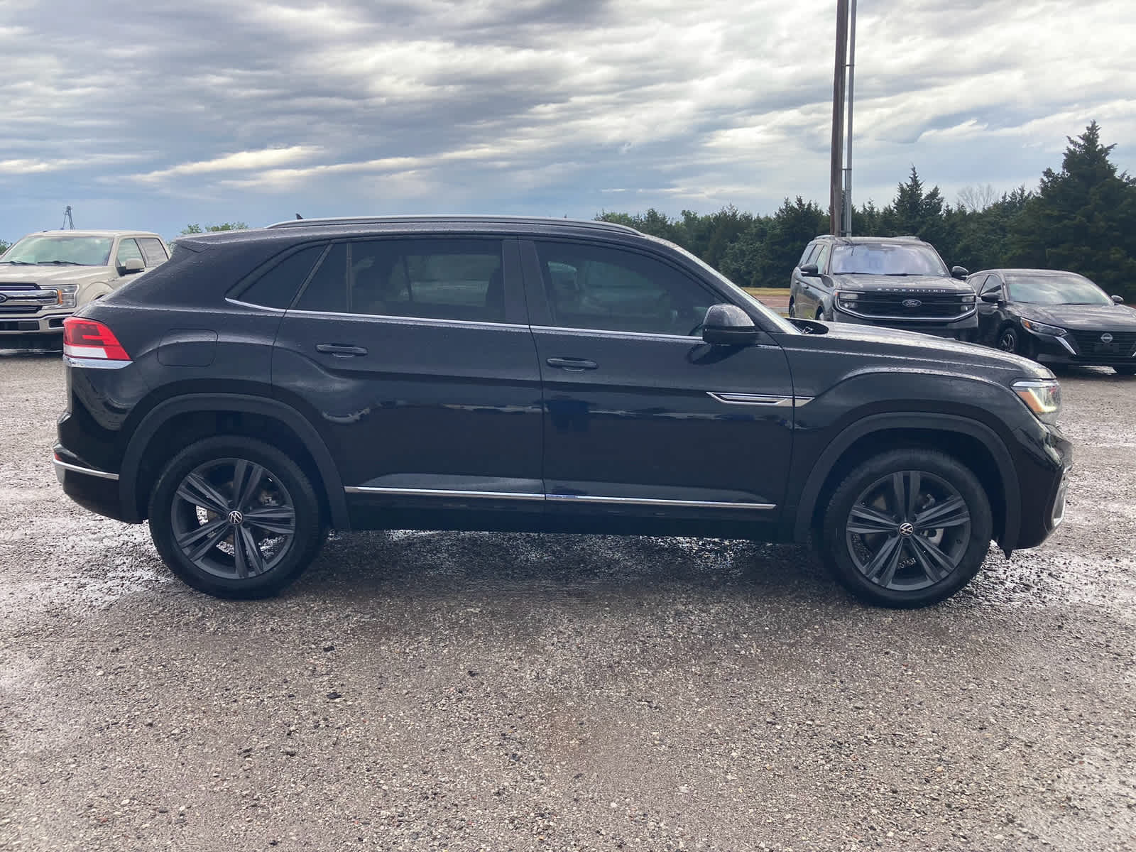 2020 Volkswagen Atlas Cross Sport 3.6L V6 SE w/Technology R-Line