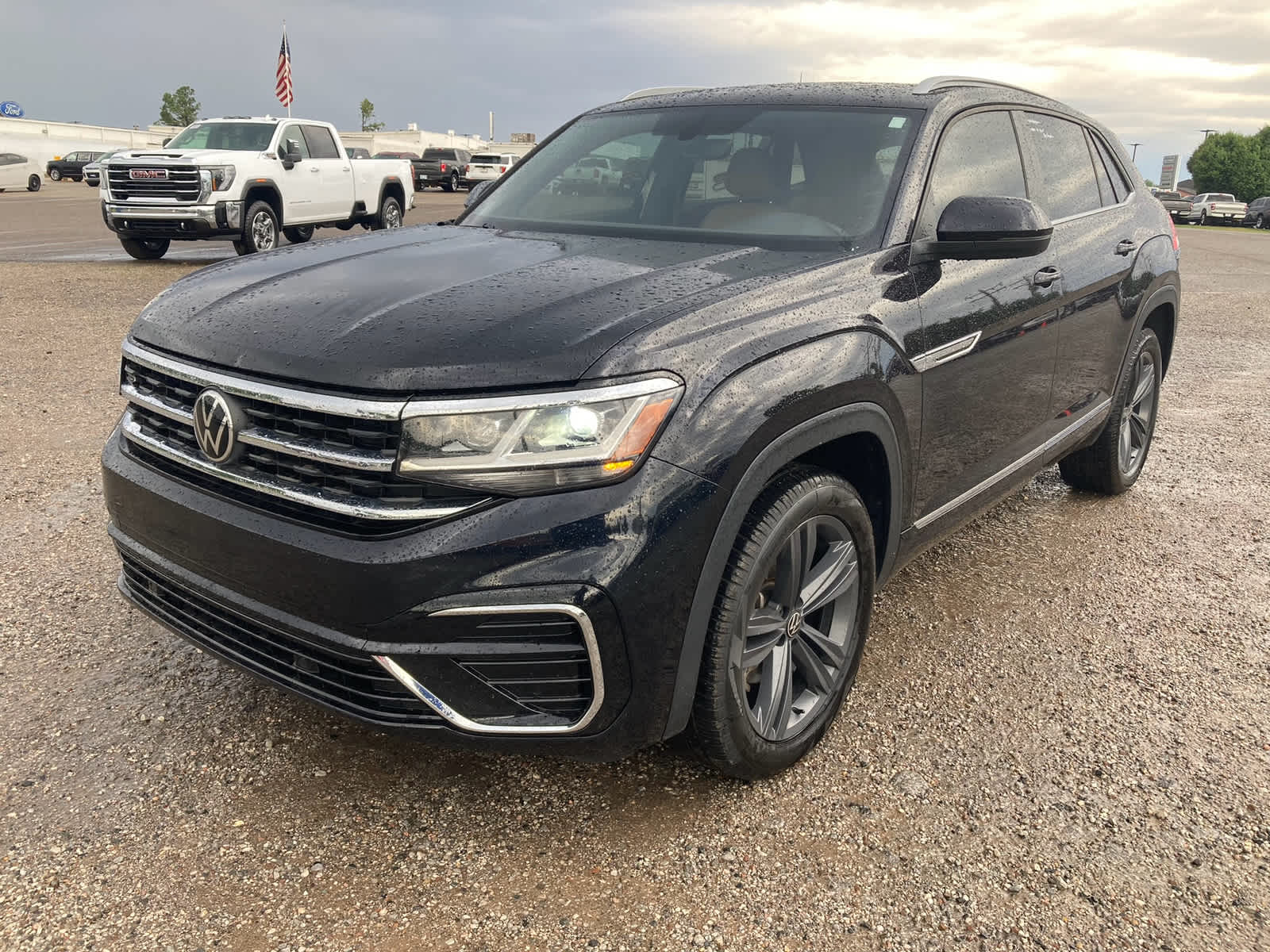 2020 Volkswagen Atlas Cross Sport 3.6L V6 SE w/Technology R-Line