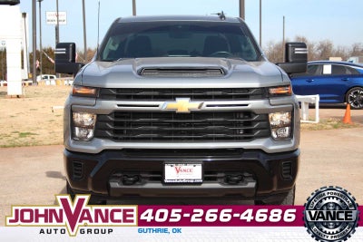 2025 Chevrolet Silverado 2500HD Custom