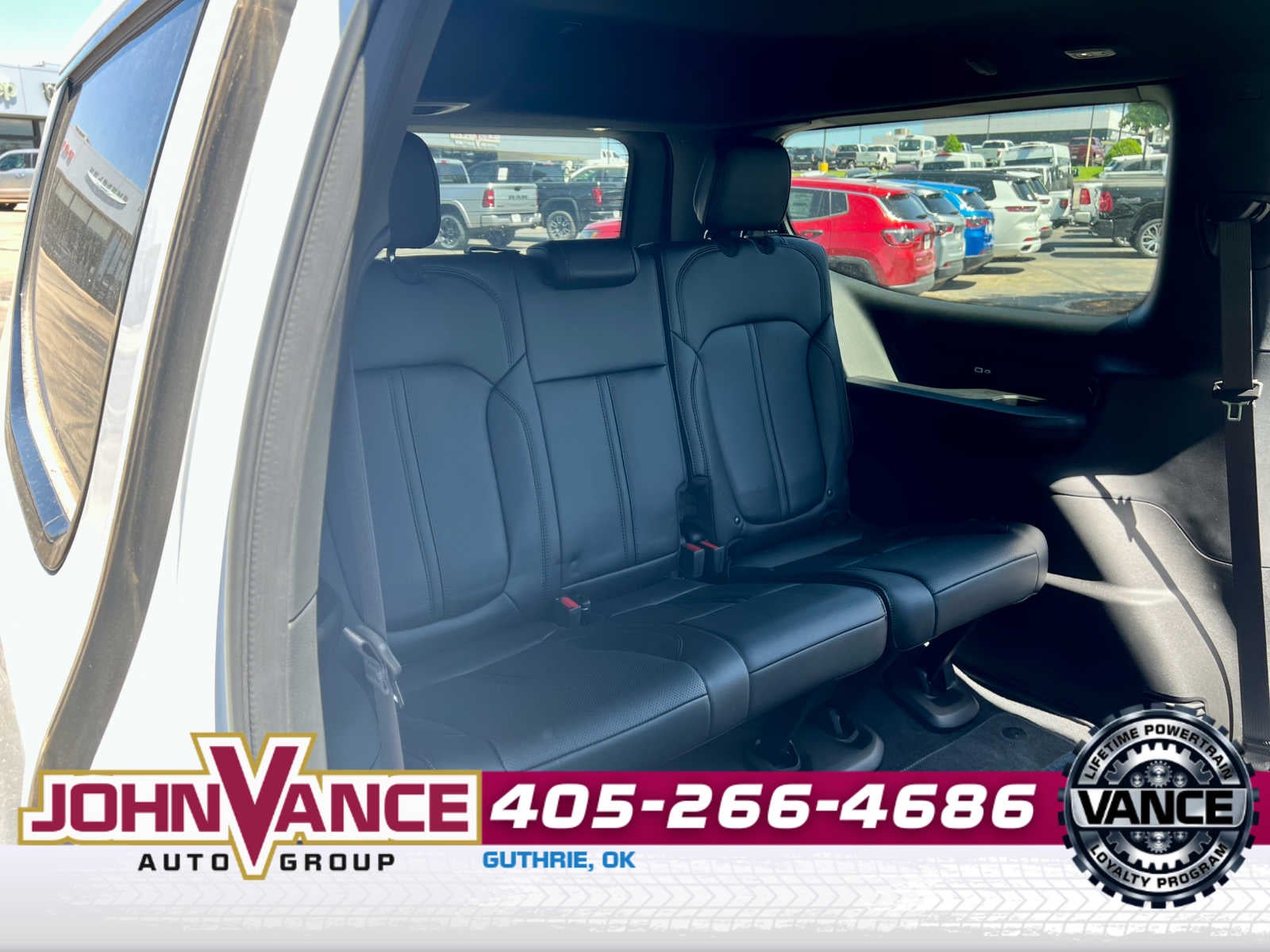 2024 Jeep Wagoneer Base