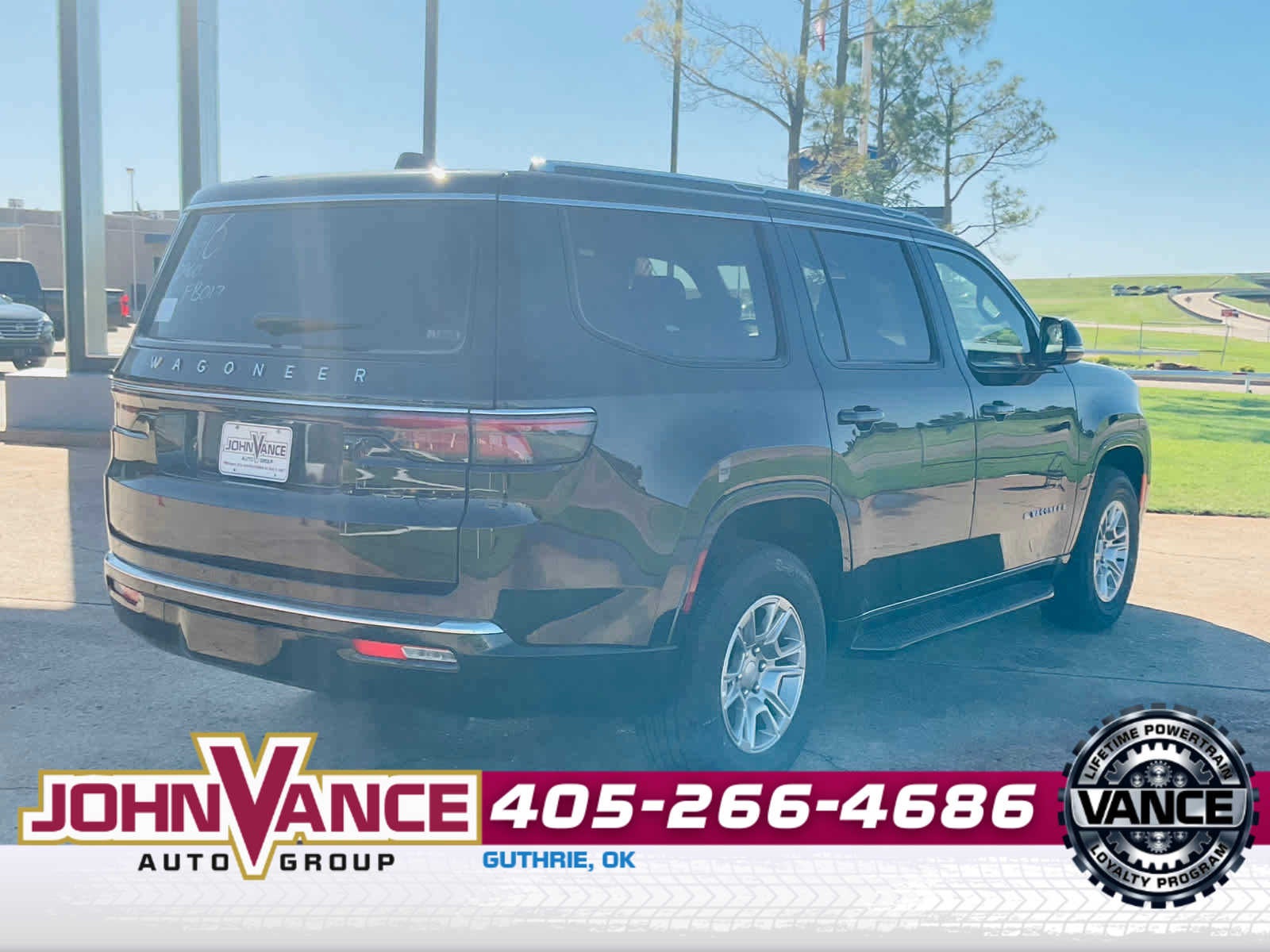 2024 Jeep Wagoneer Base