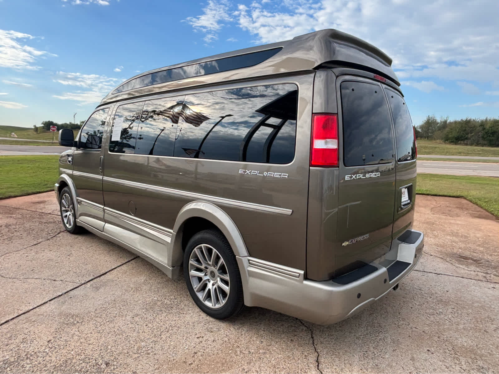 2021 Chevrolet Express Cargo 2500 Base