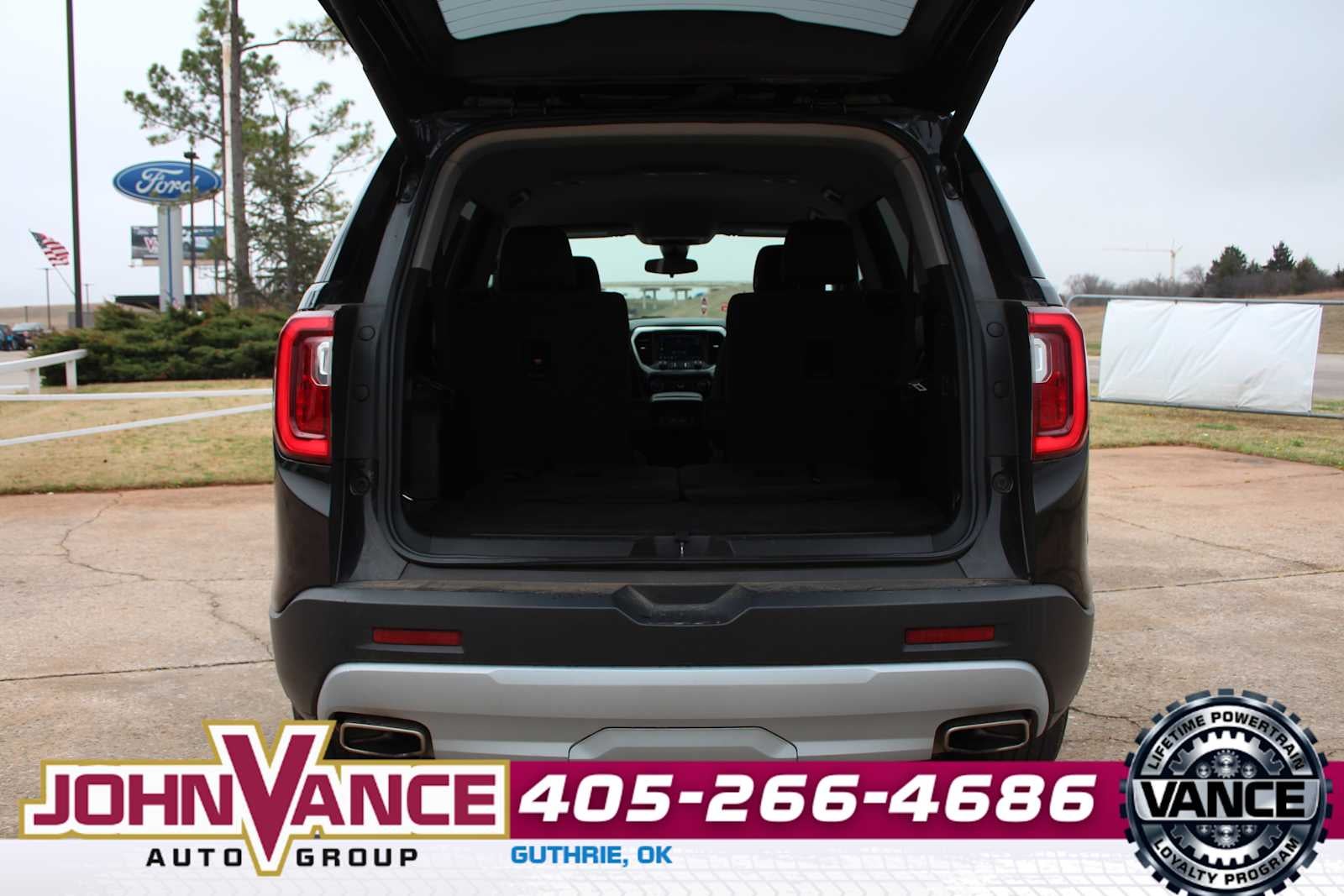 2023 GMC Acadia SLE