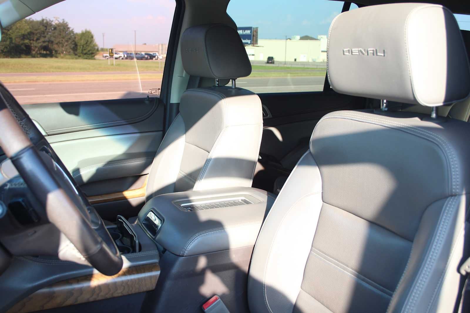 2020 GMC Yukon Denali