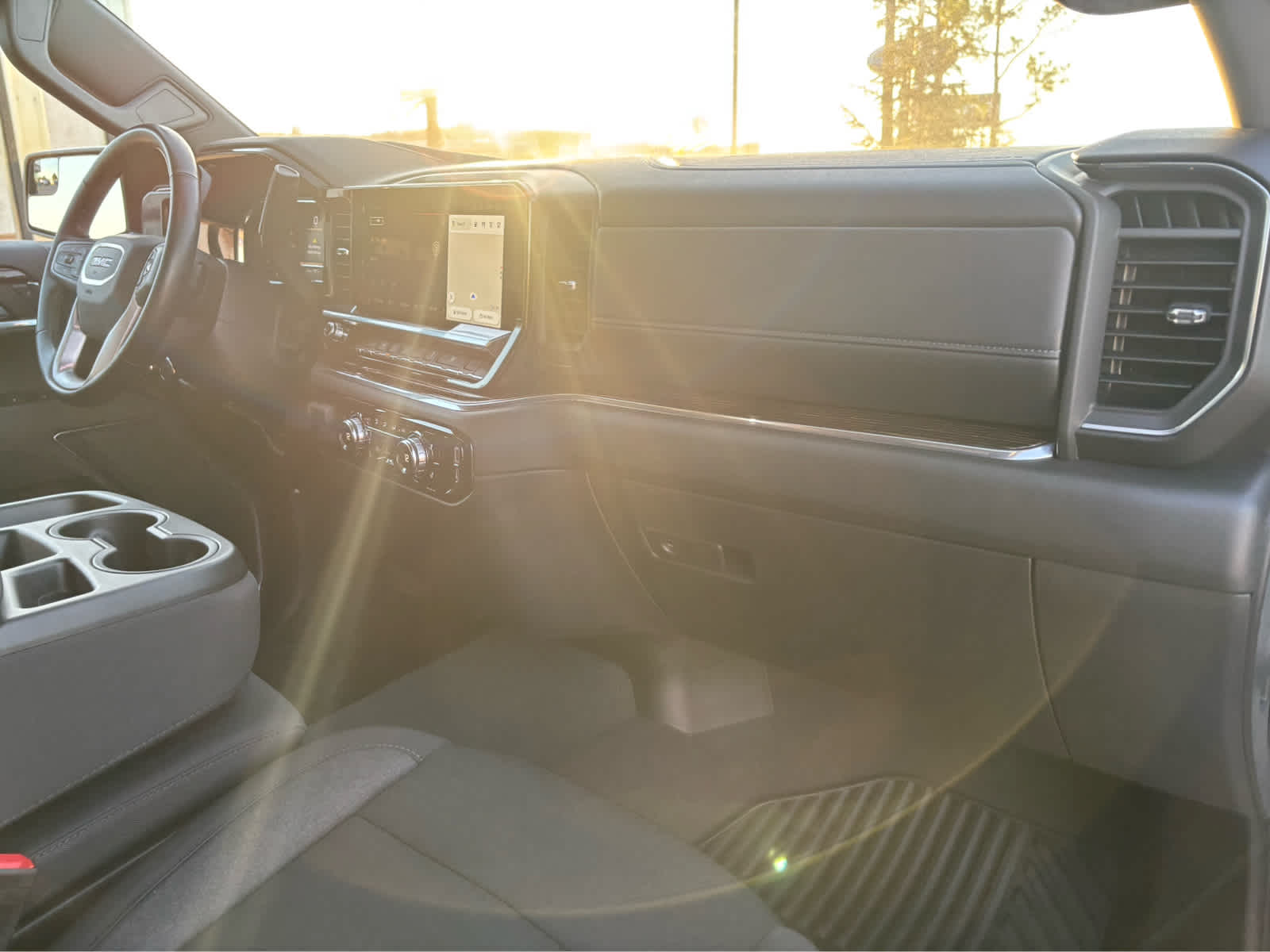 2024 GMC Sierra 1500 SLE