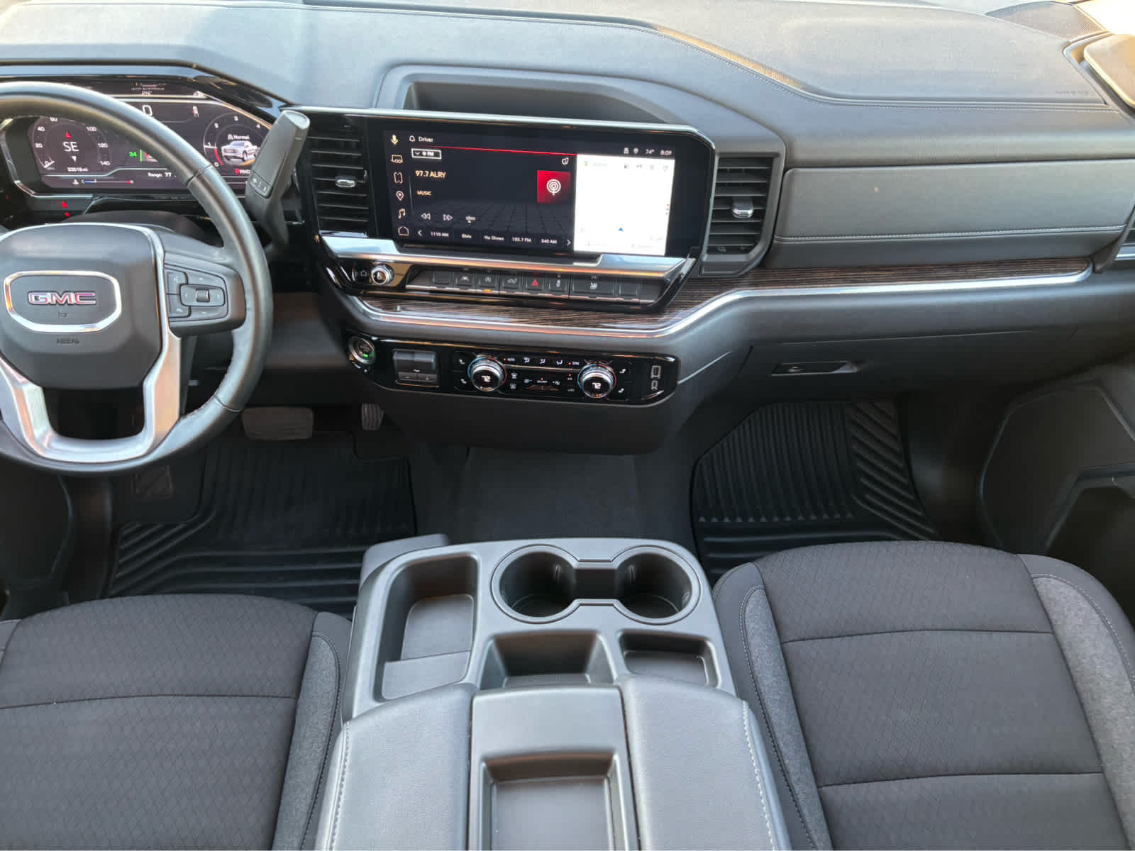 2024 GMC Sierra 1500 SLE