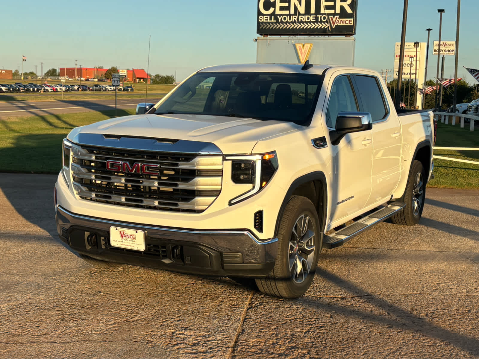 2024 GMC Sierra 1500 SLE