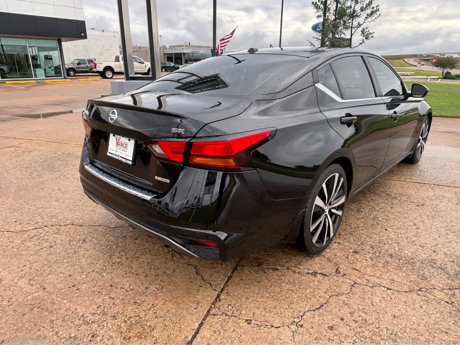 2021 Nissan Altima 2.0 SR