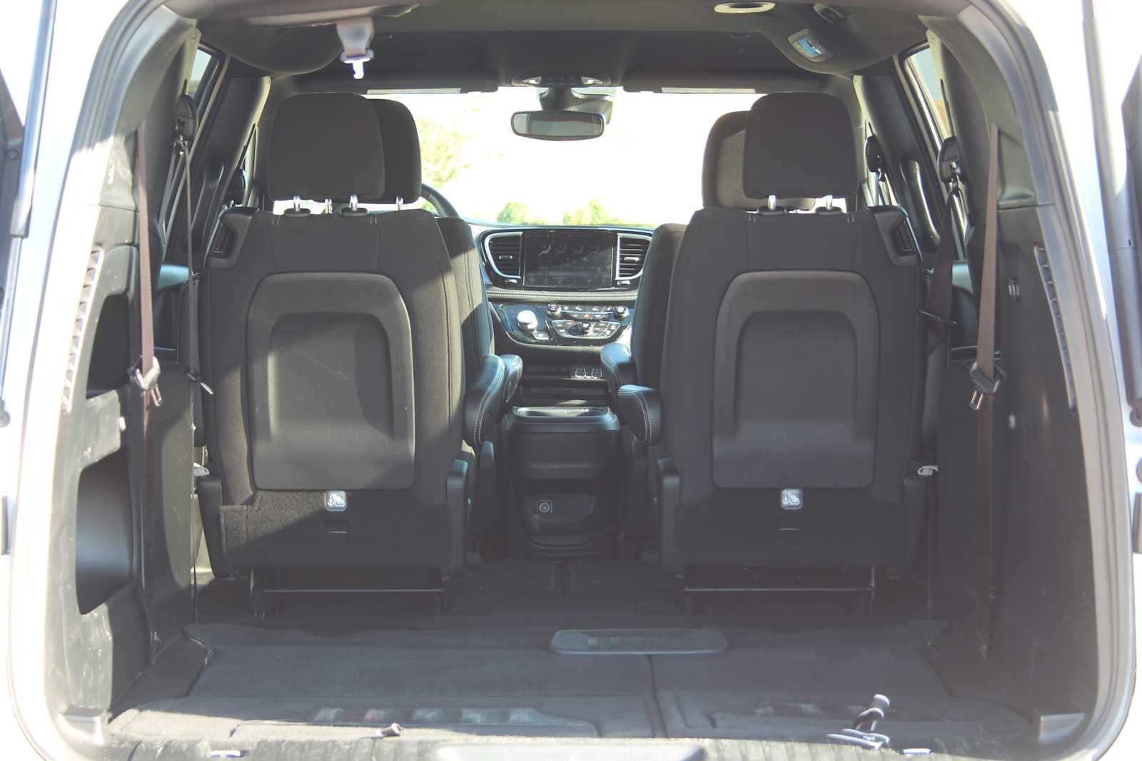 2023 Chrysler Pacifica Touring