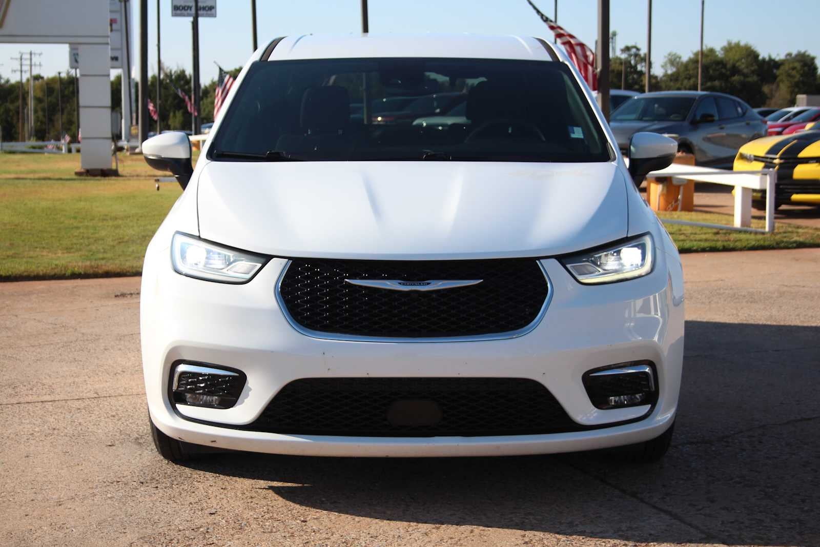 2023 Chrysler Pacifica Touring