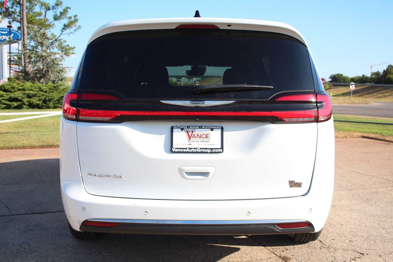 2023 Chrysler Pacifica Touring