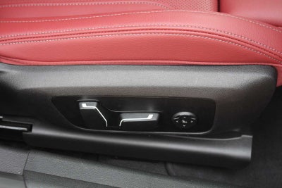 2024 BMW 3 Series 330i