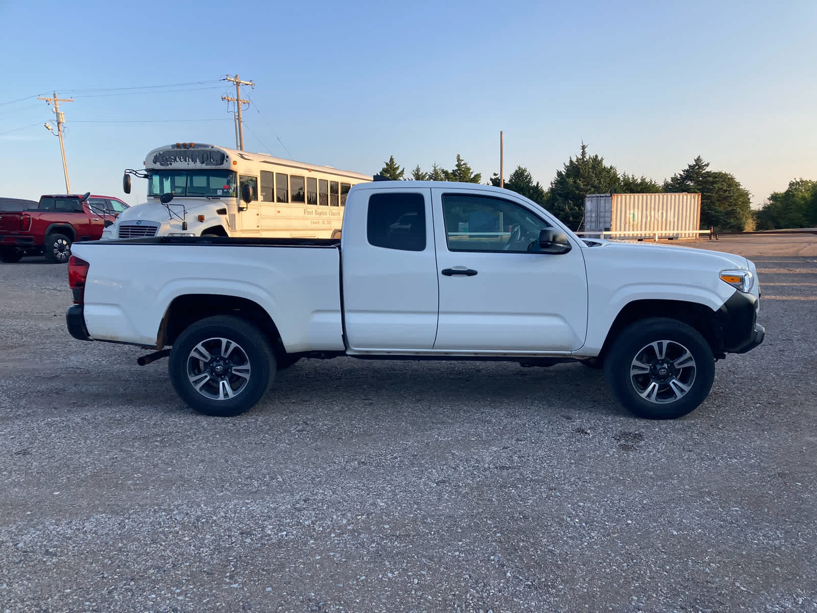 2022 Toyota Tacoma 4WD SR