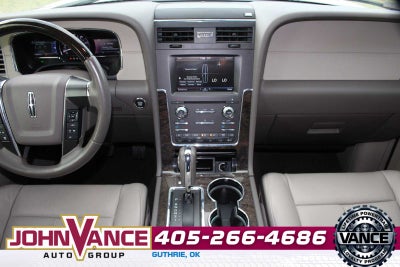 2015 Lincoln Navigator Base