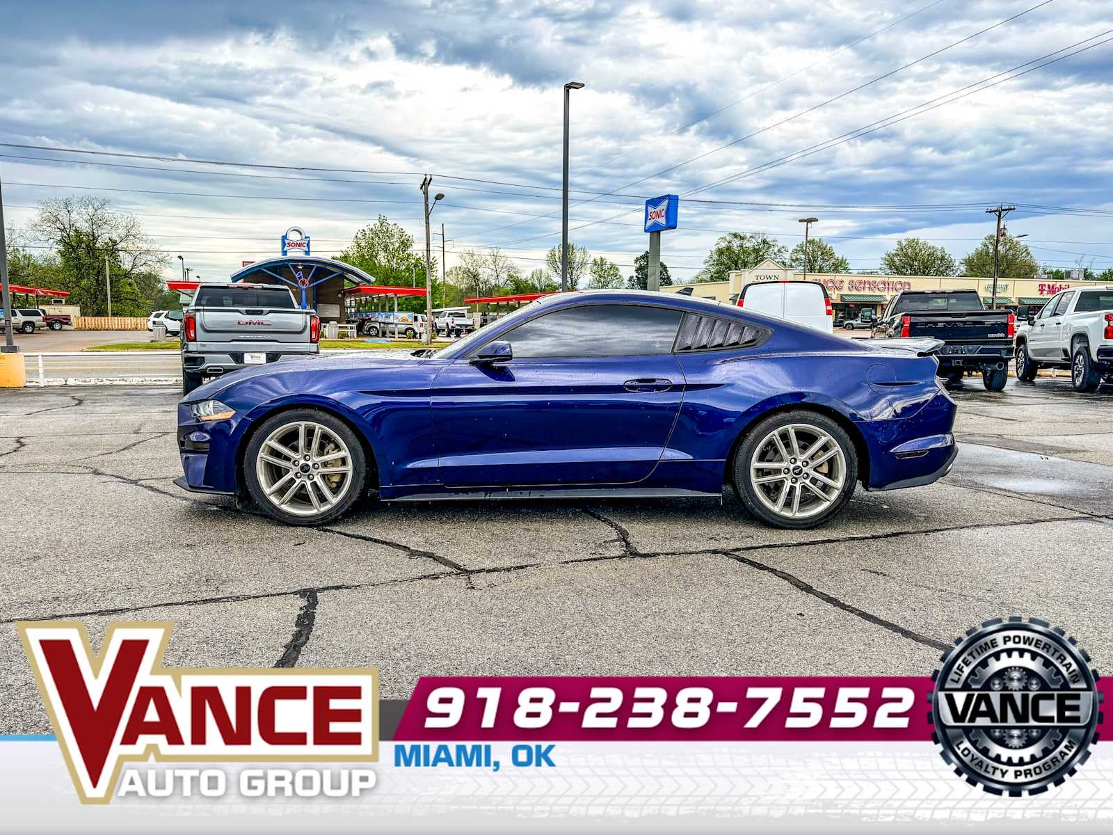 2020 Ford Mustang EcoBoost