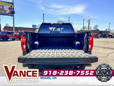 2024 GMC Sierra 1500 AT4X