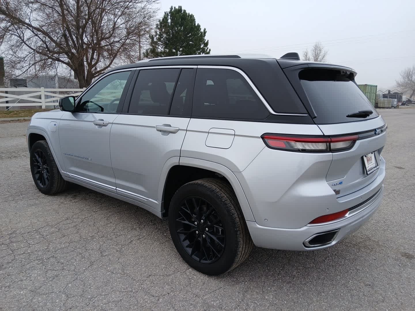 2022 Jeep Grand Cherokee 4xe Summit 4x4