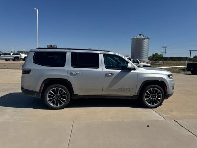 2022 Jeep Wagoneer Series III 4x2