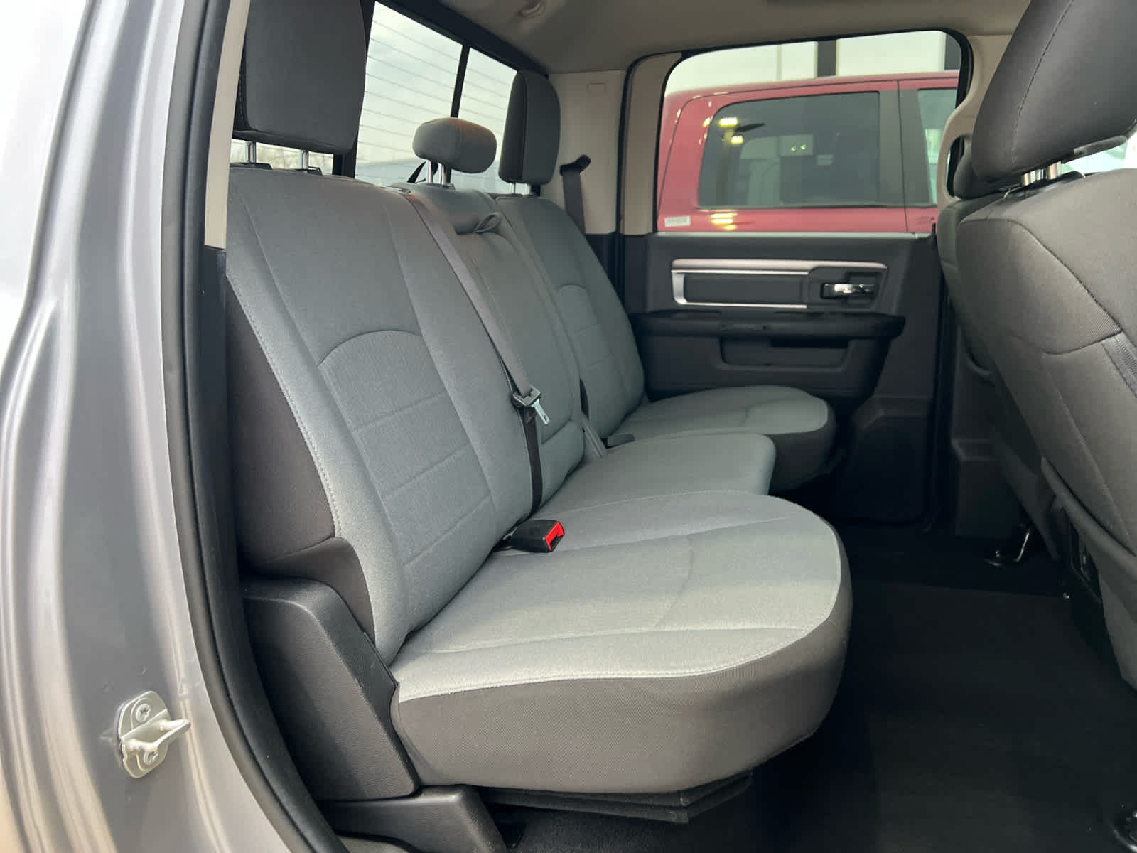 2023 RAM Ram 1500 Classic SLT Crew Cab 4x4 5'7' Box