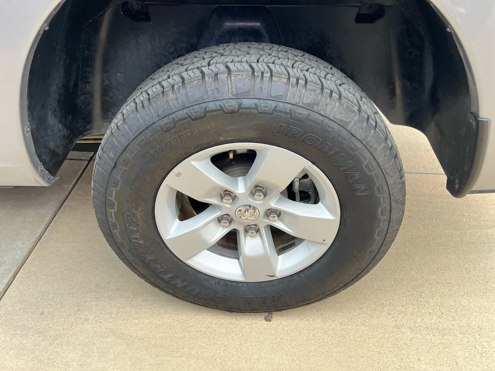 2023 RAM Ram 1500 Classic SLT Crew Cab 4x4 5'7' Box